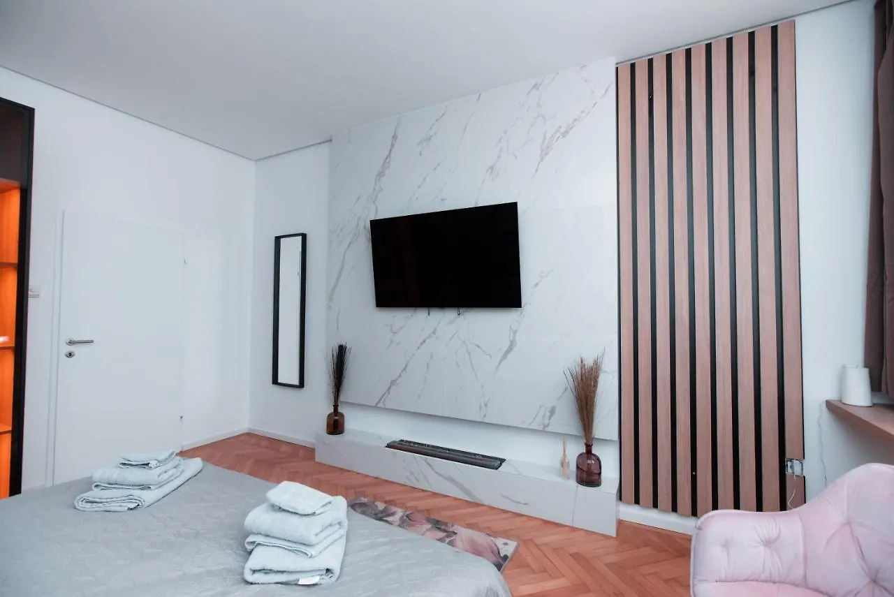 Petit Luxe Apartment Vienna Austria